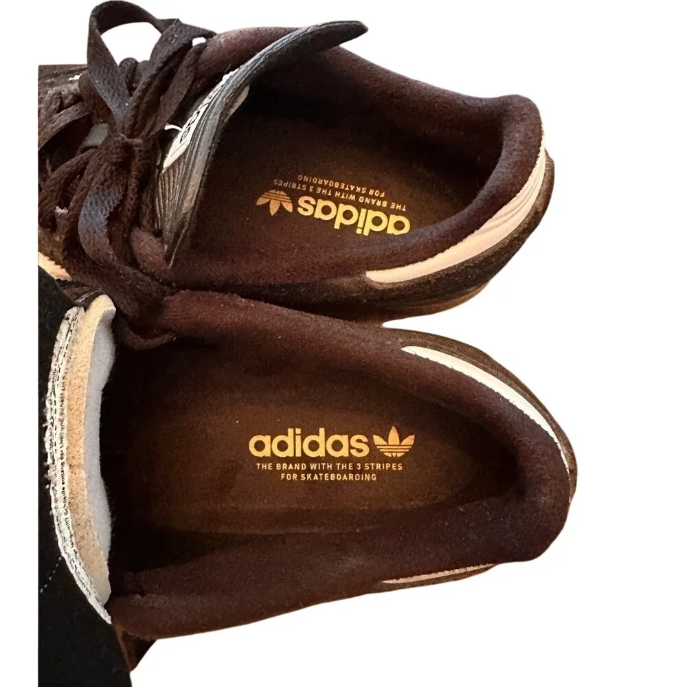 Adidas Busemitz Men's 7.5 Black and White Sneakers‎
